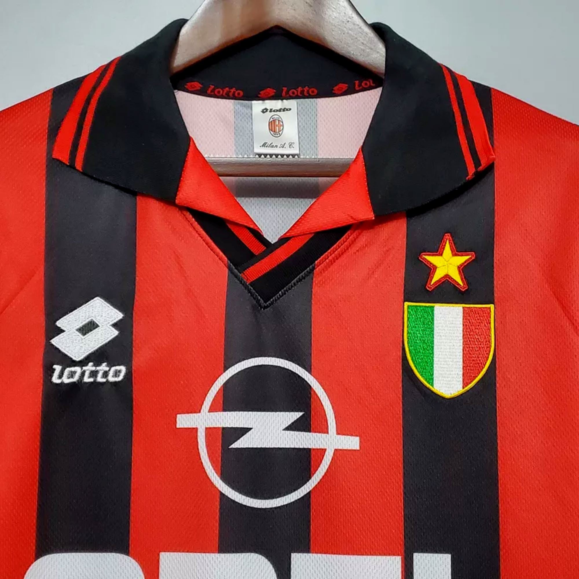 1996/97 AC Milan Home Jersey - Baggio 18 - Retro Soccer Jersey