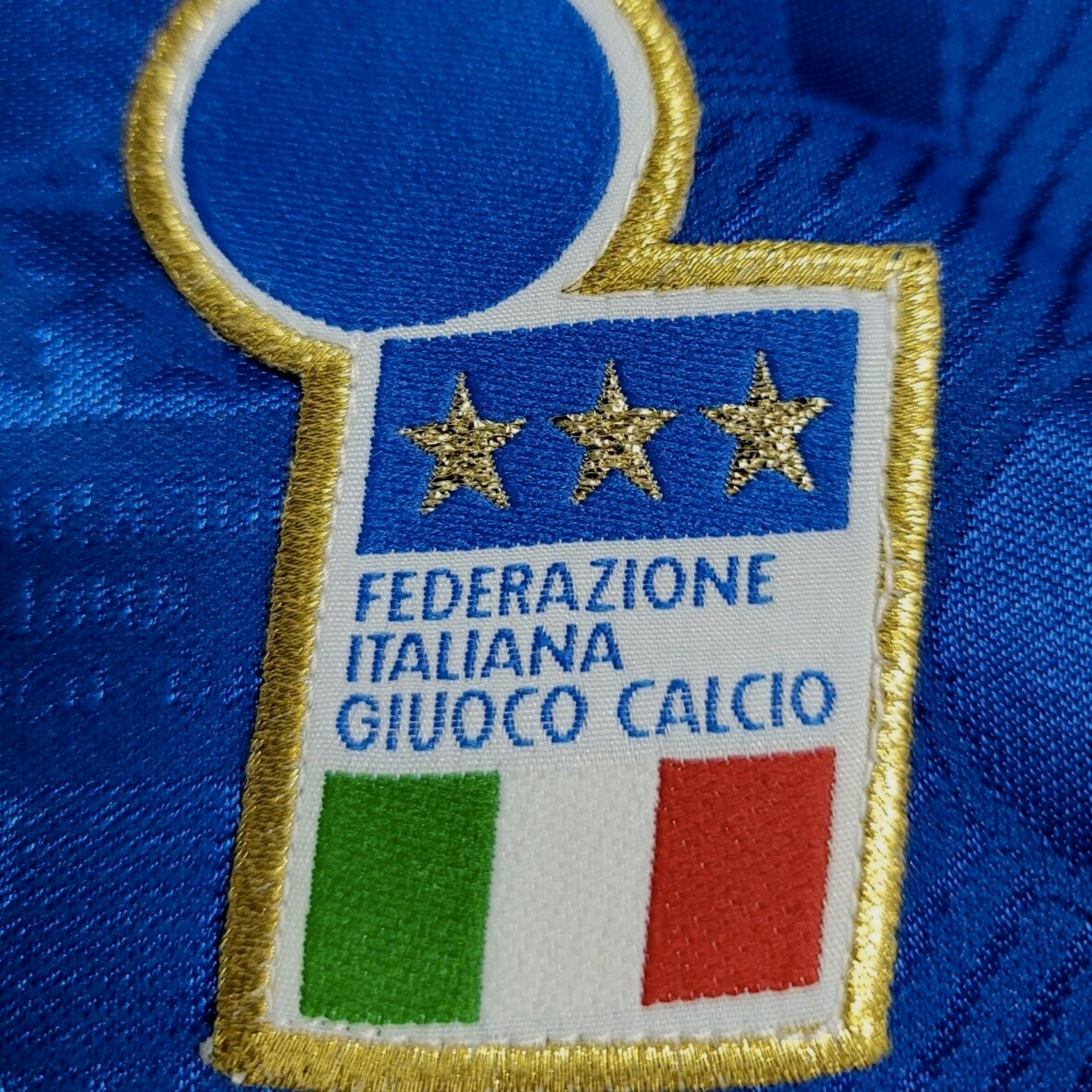 1994/95 Italy Home Jersey Baggio #10 - Retro Soccer Jersey